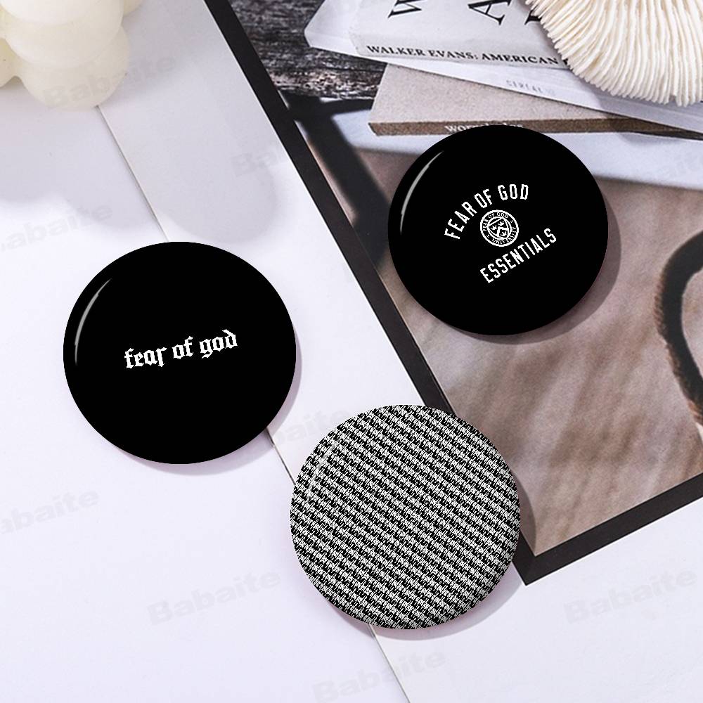 Fashion E-Essentials F-Fear Of - огляд і ціна Fear Of God Essential