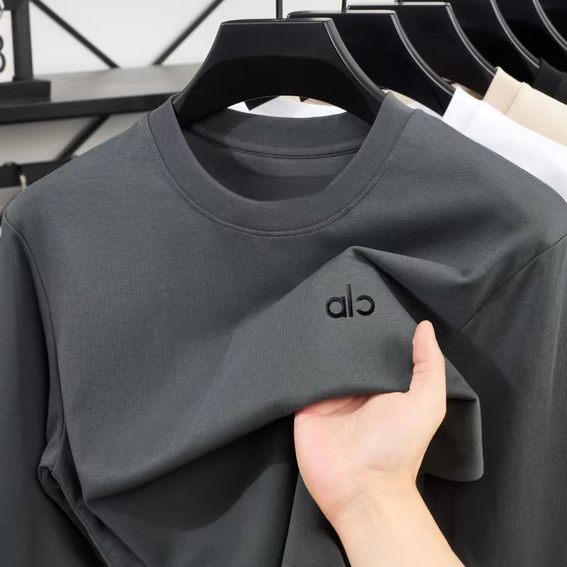White Classic Logo Sports Func - огляд і ціна Streetwear Brand Logos